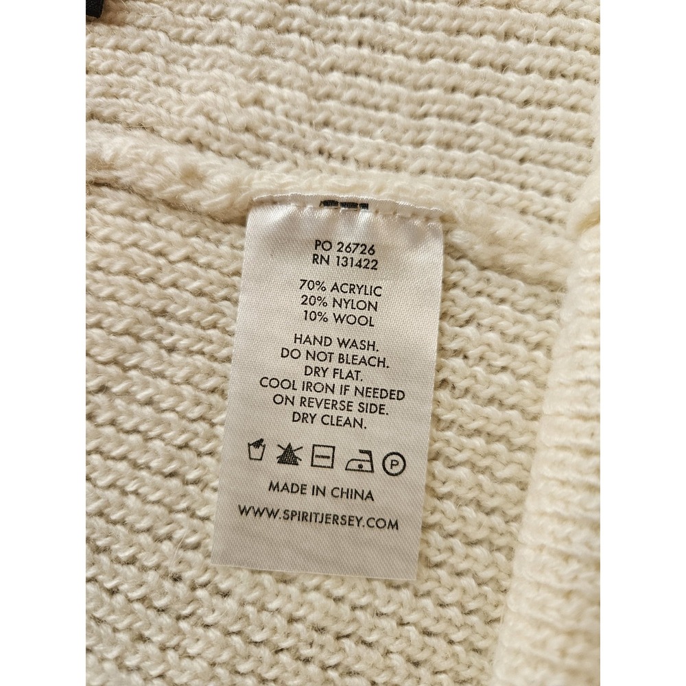 NWOT Spirit Jersey Women's New York Red Ivory LS Knit Sweater & Shorts Set, Med. - Picture 12 of 12